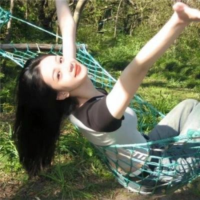 怪物少女妮莫娜